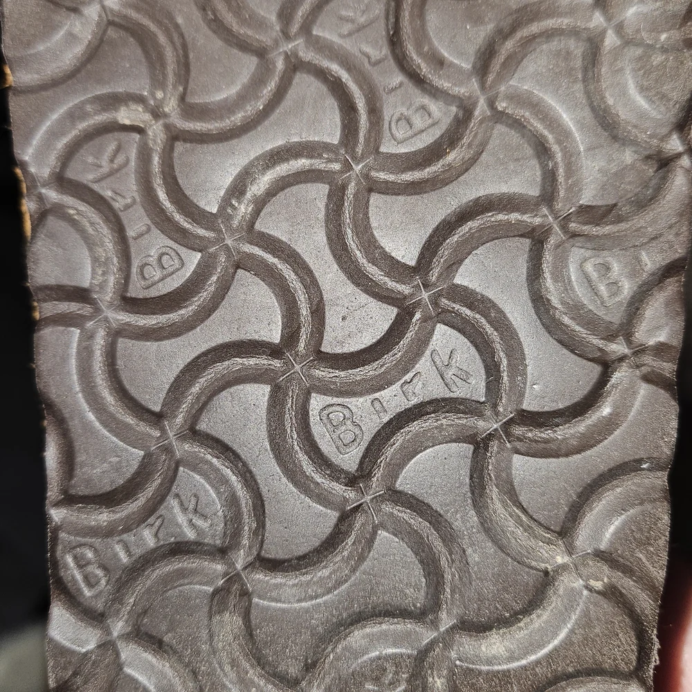 Birkenstock Women's Brown Shearling Slippers Sz 40 - Picture 15 of 16